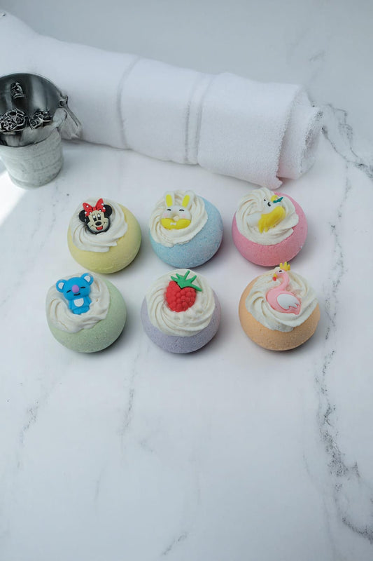 Cupcake Banyo Bombası 6’lı (85gr) – Oyuncaklı Premium Pedikür Seti